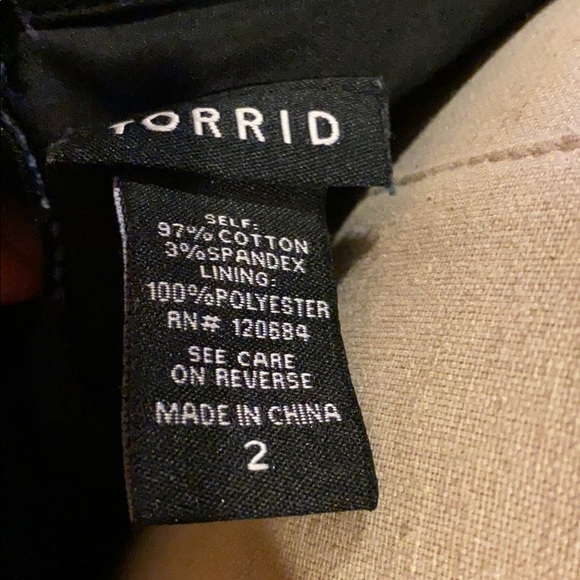 Torrid blue floral peplum top - Picture 4 of 4